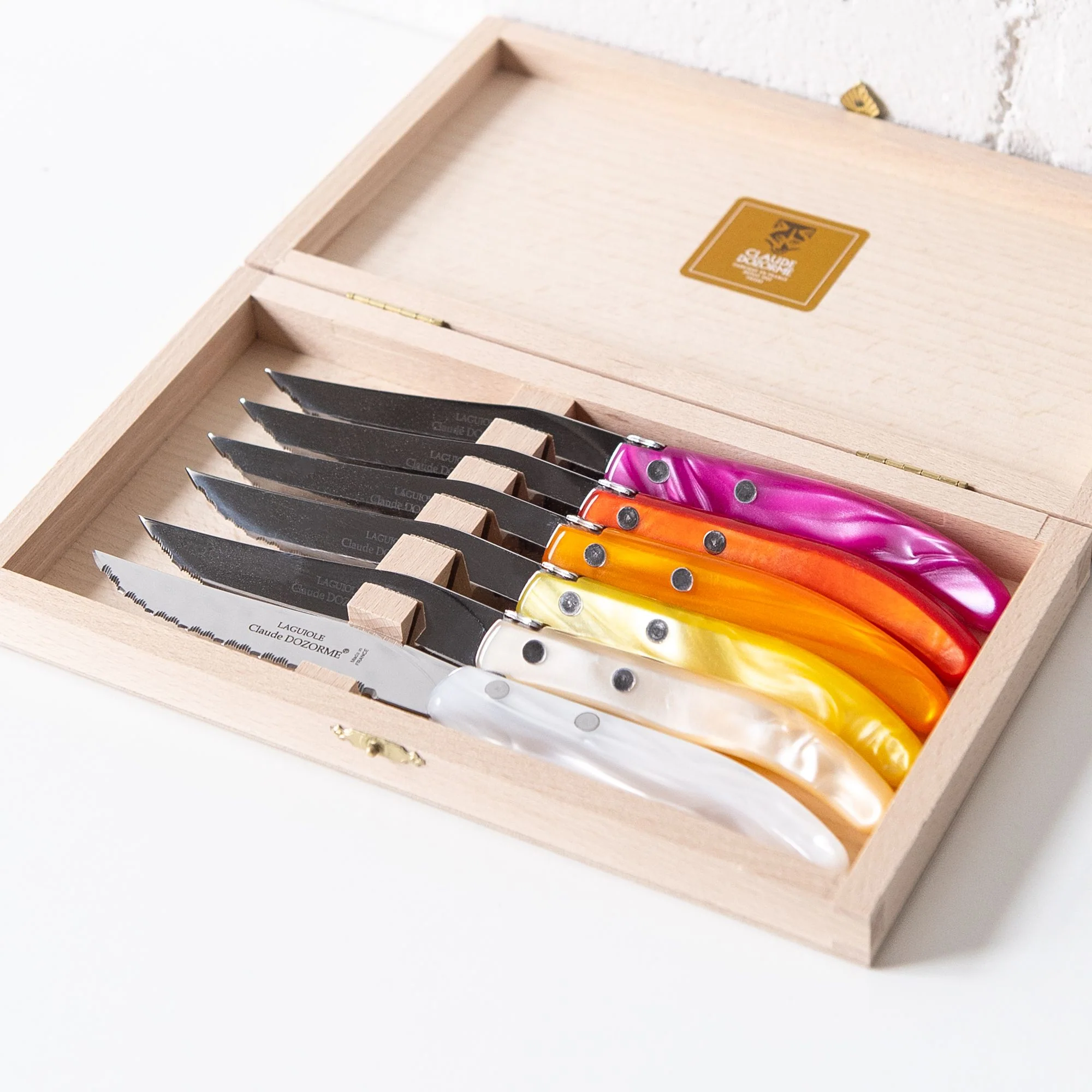 Berlingot set of 6 Steak Knives in Pink and Orange, from Claude Dozorme - Image 2